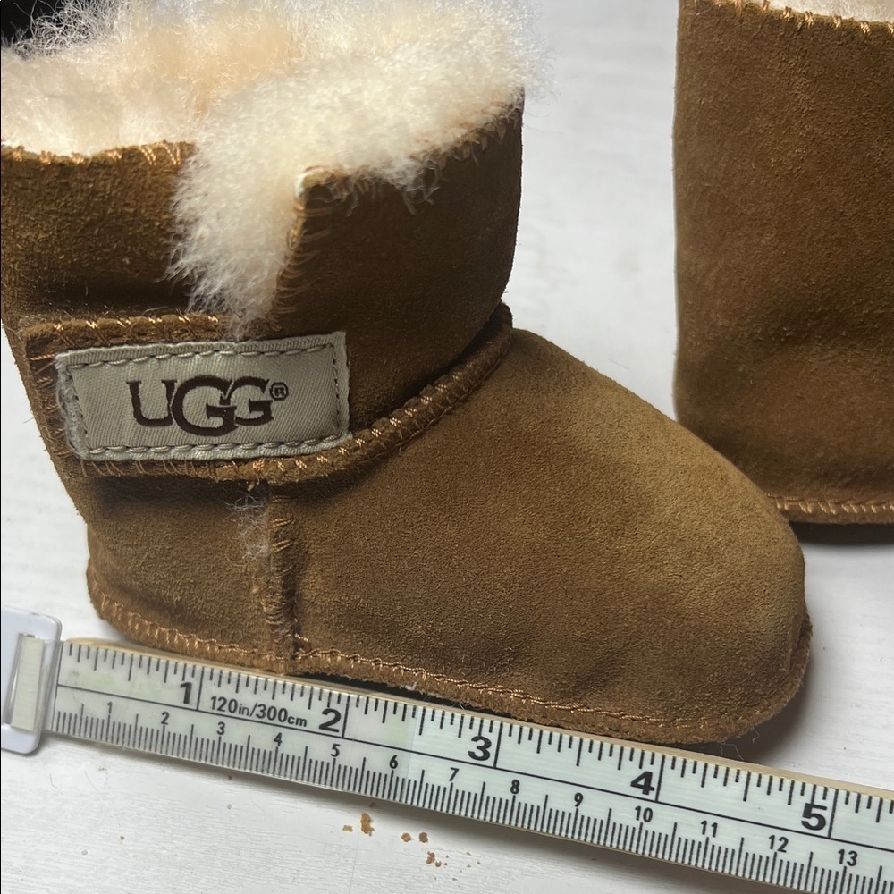 UGG Tan Suede Infant Booties b91 - Picture 3 of 6